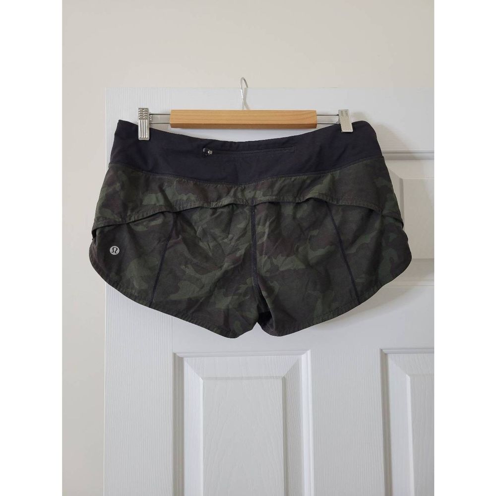 LULULEMON ICMI/BLK Black Green Camo Speed Up Low Rise 2.5" Lined Shorts 8